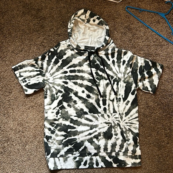 Short sleeve tie-dye hoodie - Picture 1 of 4